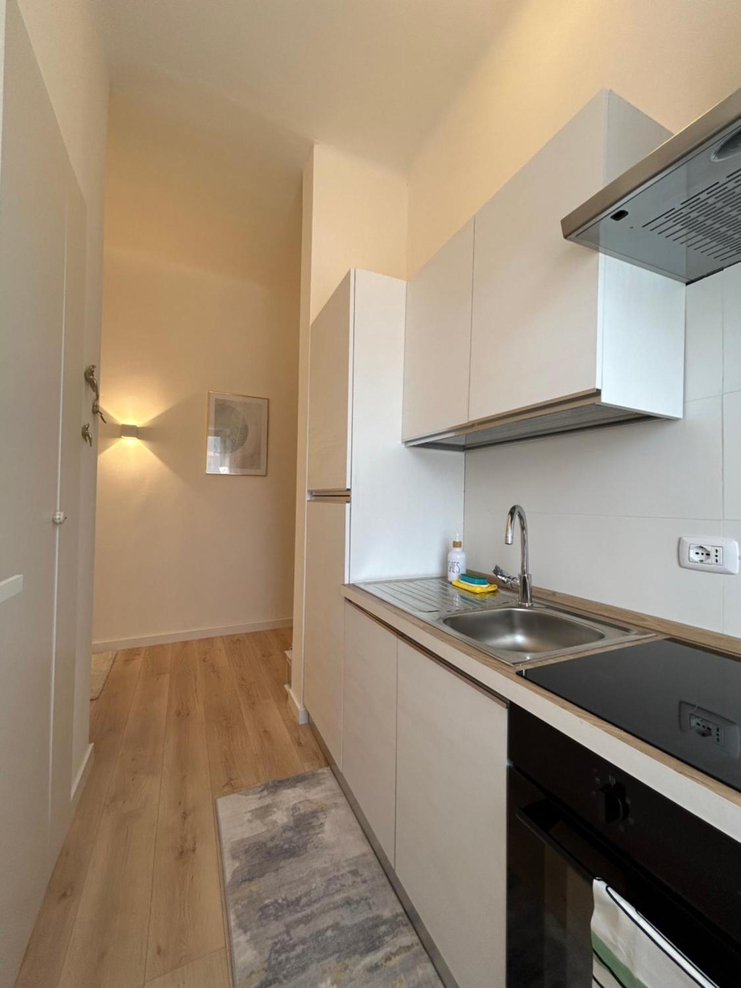 V&C Home Rental Specialist Appartamenti Fronte Lago Maggiore Germignaga 외부 사진